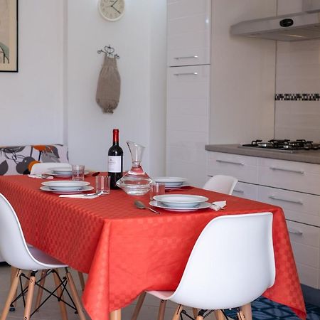 Perla Marina Apartment Torre Pali Ngoại thất bức ảnh
