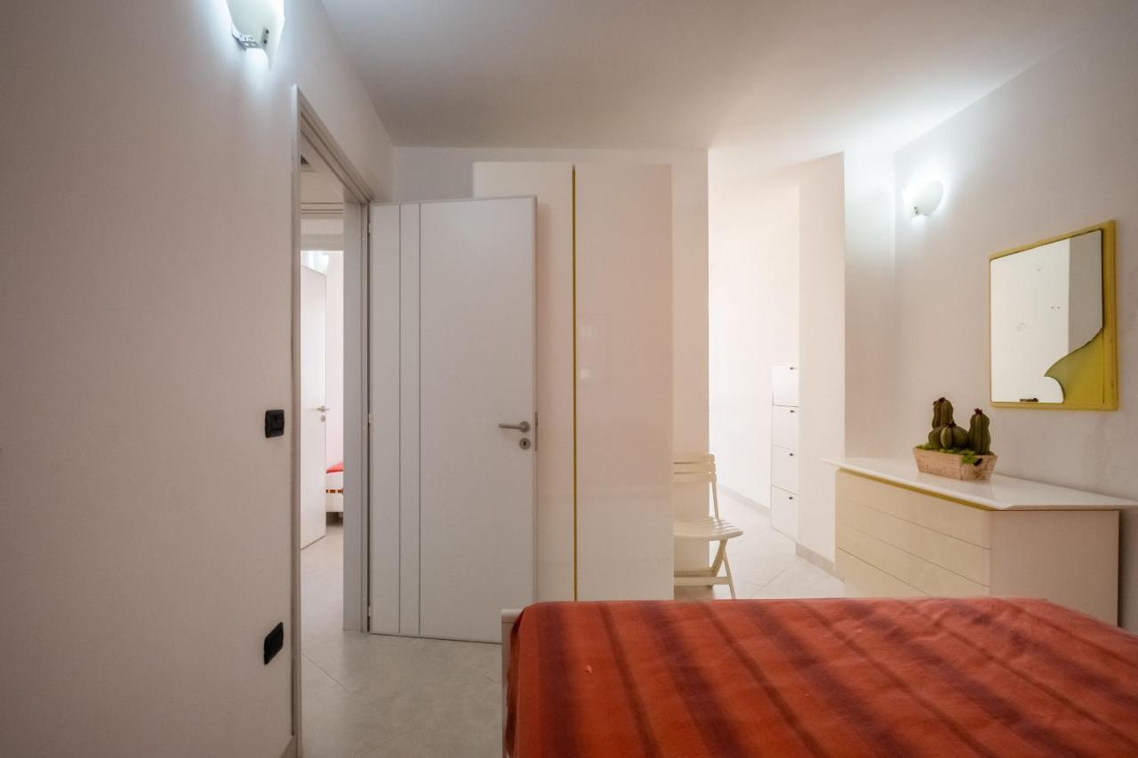 Perla Marina Apartment Torre Pali Ngoại thất bức ảnh